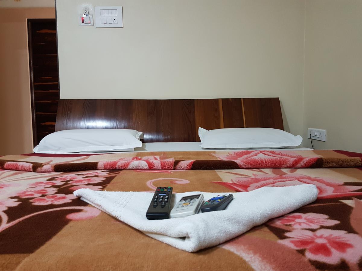 เดอะ กันจี เรซิเดนซี Hotel เชนไน ภายนอก รูปภาพ
